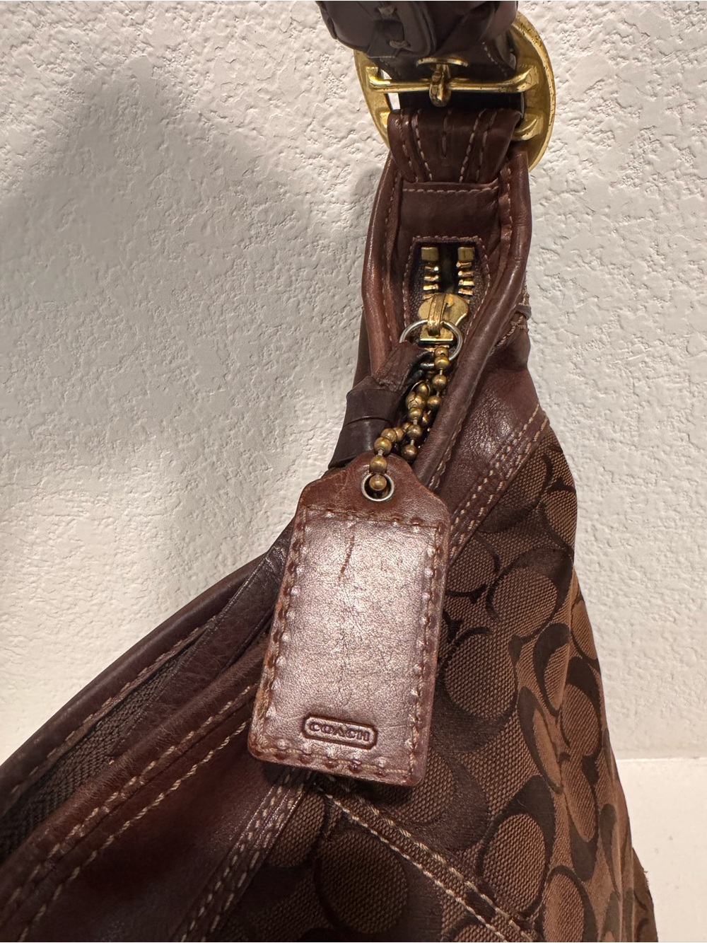 Coach Bucket Bag - Picture 7 of 8
